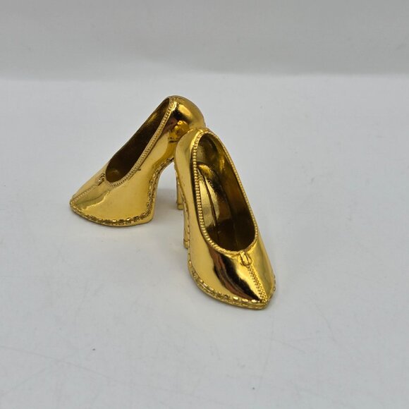 OG Monster High Clawdeen Wolf Dawn Of Dance Gold Heel Pump Shoes Miniature Colle - Picture 1 of 4